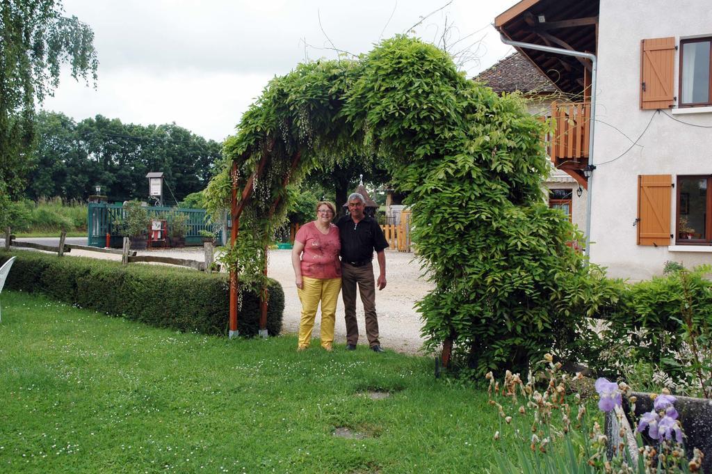 La Bardeliere Villa Corbelin Екстериор снимка